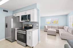 Coastal Boutique Unit 4