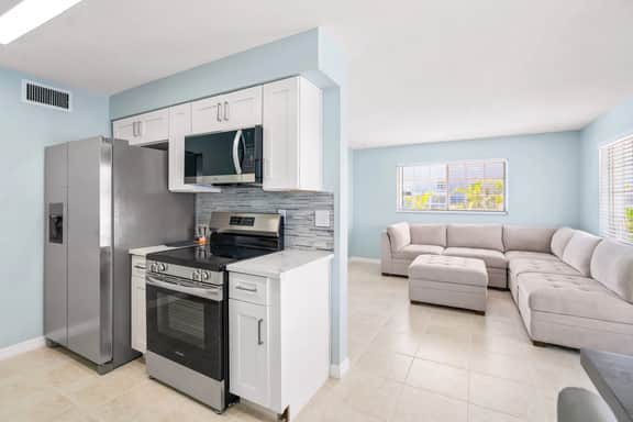 Coastal Boutique Unit 4