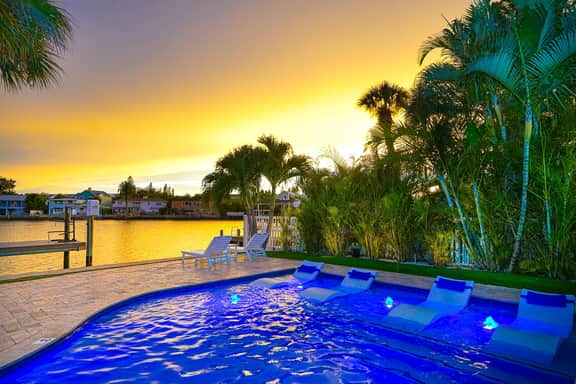 Paradise Lodge