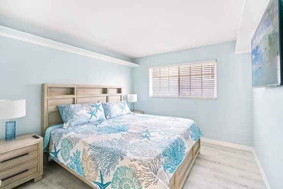 Coastal Boutique Unit 4