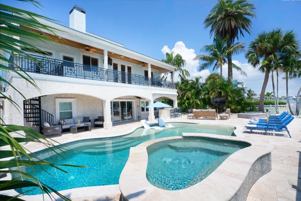 Luxury Vacation Homes